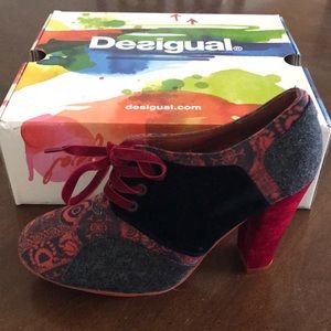 Desigual Booties